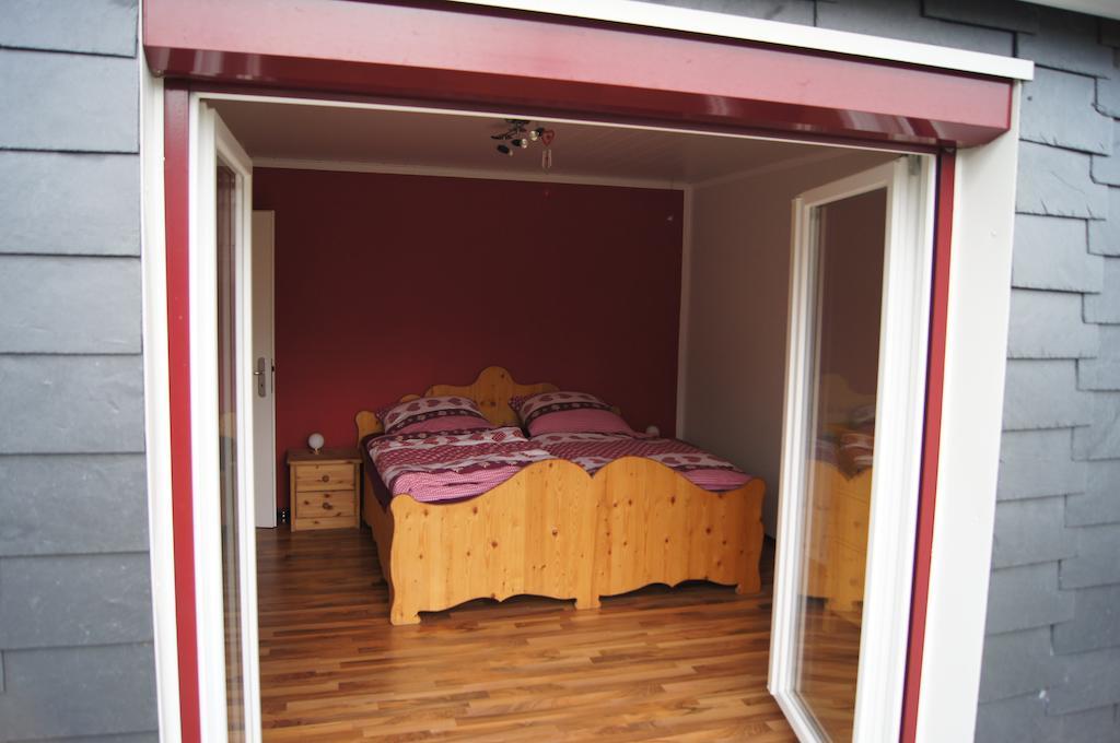 Ferienwohnung Bergisch Land Wermelskirchen Kamer foto